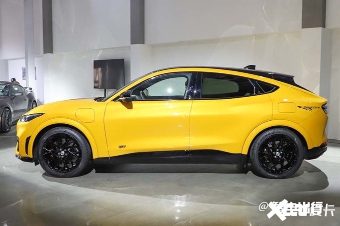 福特电马大批库存积压打6折卖内部员工 最高降14万-图8