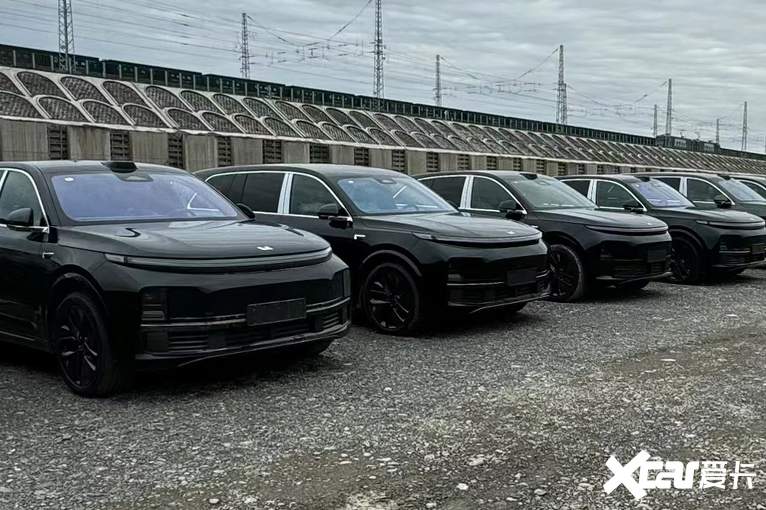 受问界M9挤压理想L9官方降价销量仍暴跌33-图1