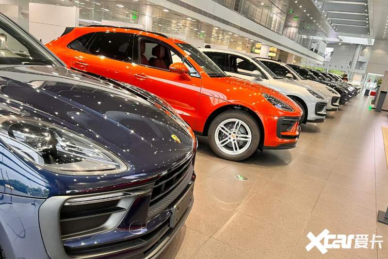 保时捷销量暴跌38.4主力车大降价最高降30万销售-图2