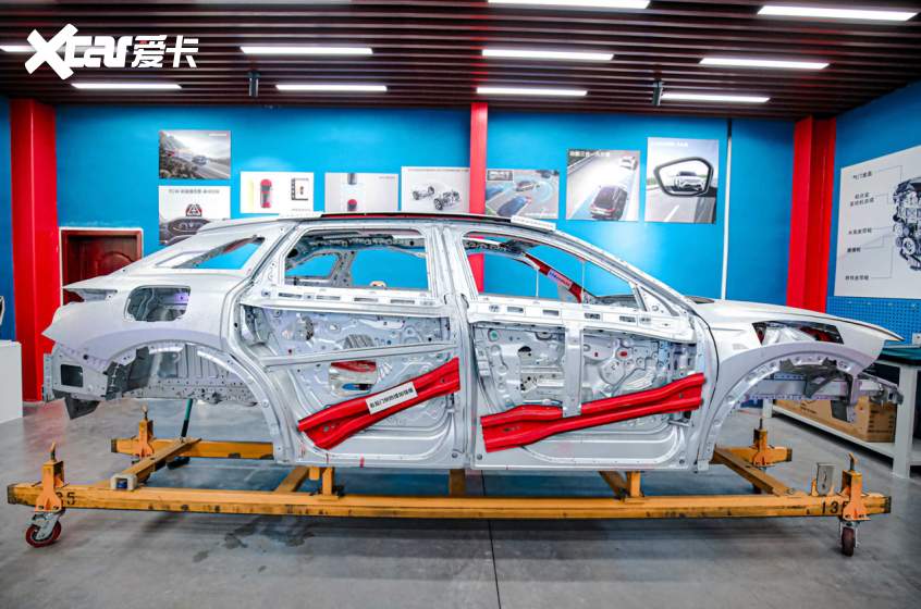 神龙汽车32周年庆