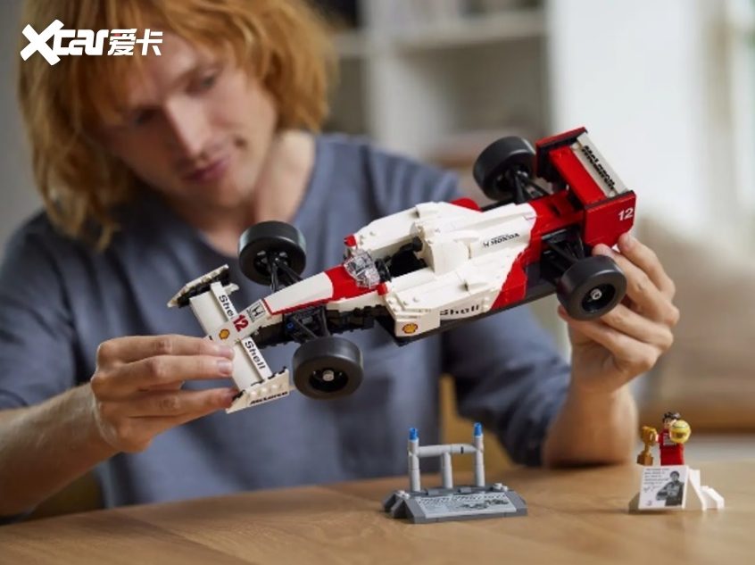 迈凯伦MP44 F1与埃尔顿·塞纳