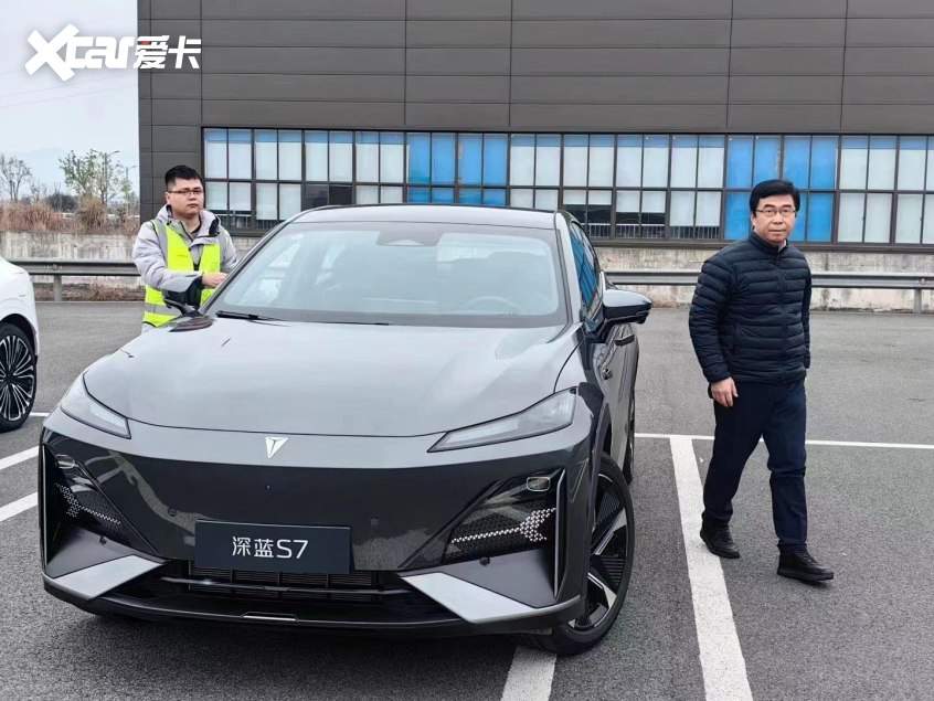 高合汽车CEO丁磊拜访长安汽车