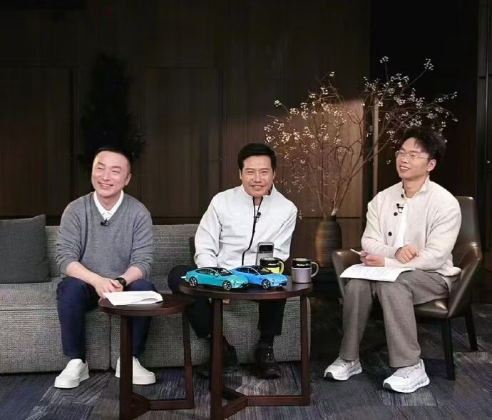 雷军回应网传小米SU3渲染图