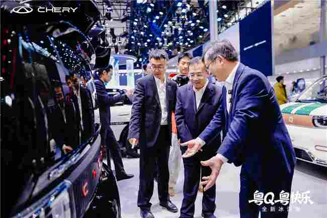 全新QQ3与全新冰淇淋出征2025广州车展，“粤”动智电时尚新风潮