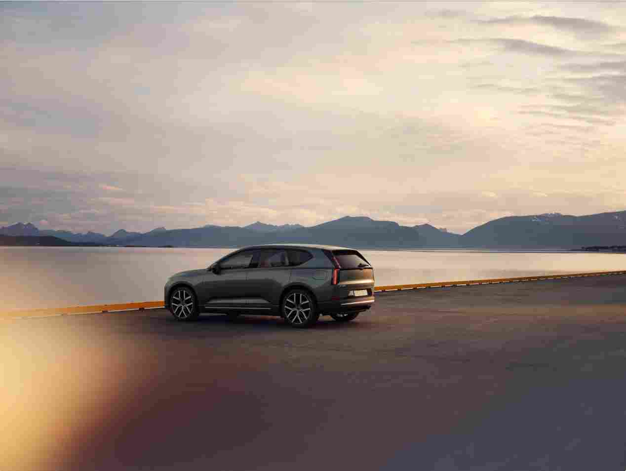 沃尔沃EX60全球首发，入华时间未定