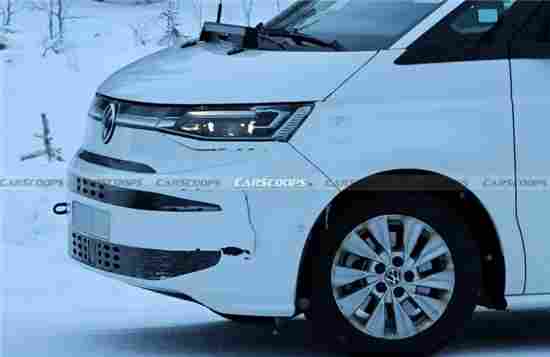 内外设计升级 新款大众T7谍照曝光