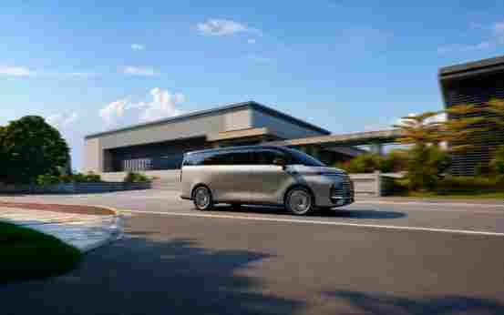 吉利银河V900上市，限时指导价26.98万元起