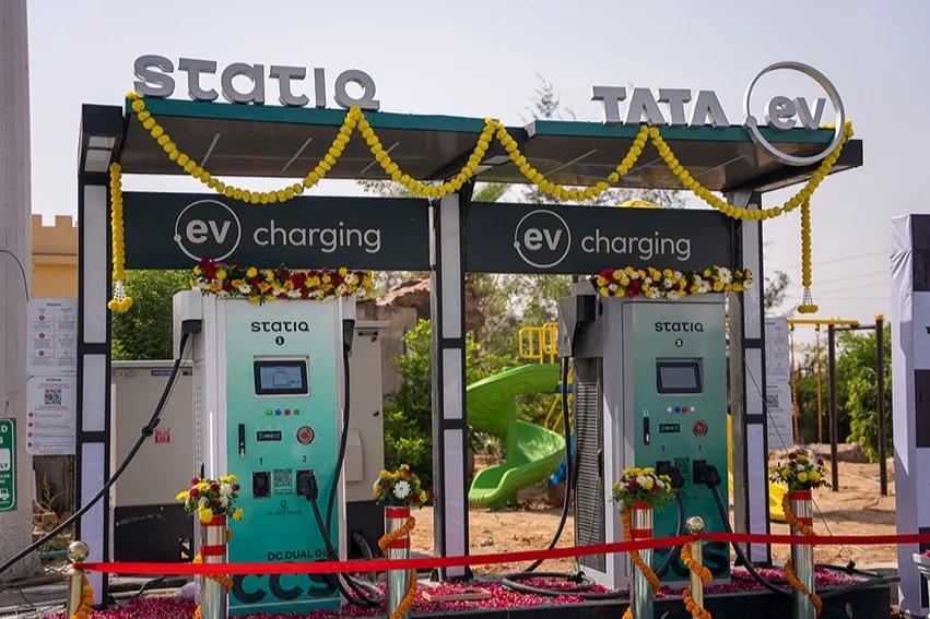 塔塔XPRES燃油及CNG版轿车在印度上市